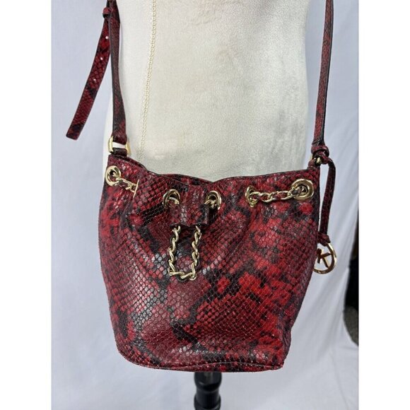 Michael Kors Frankie Crossbody Bag Red Black Snakeskin Print Small Pouch Bucket - Picture 14 of 14